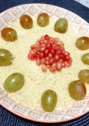 Une photo de Mesfouf grenade raisins blancs