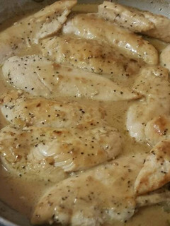 A picture of Lemon garlic chicken.