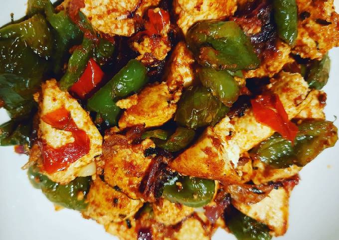 Recipe: Appetizing Paneer capsicum dry sabzi | Recipe Good Taste