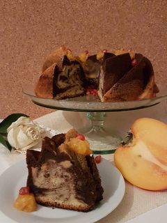 Una foto de Bundt Cake Zebra de Caqui fresco y en confitura!!!
