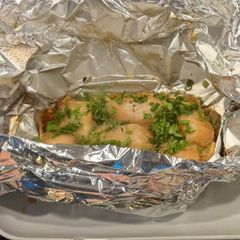 A picture of Chinese Style Steamed White Fish - WOW and cheap :P.