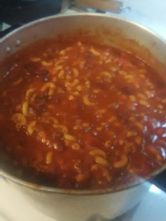 A picture of Chili Mac.