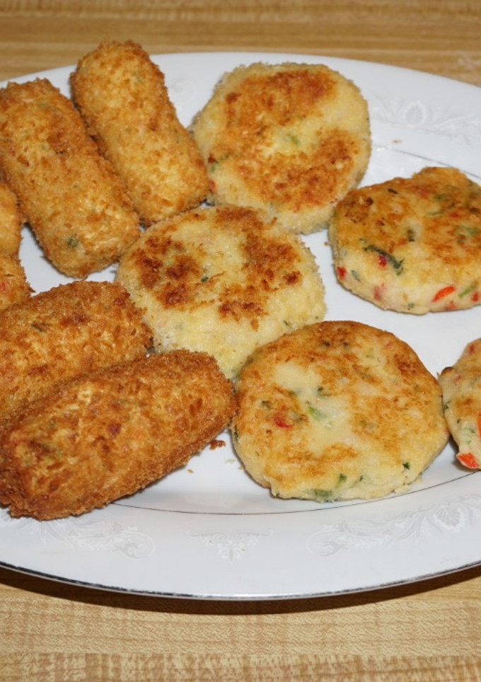 Una foto de Pastelitos o croquetas de porotos blancos. Jon style