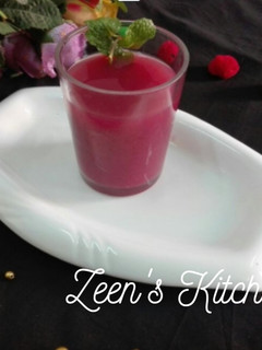 A picture of Pomegranate Juice.