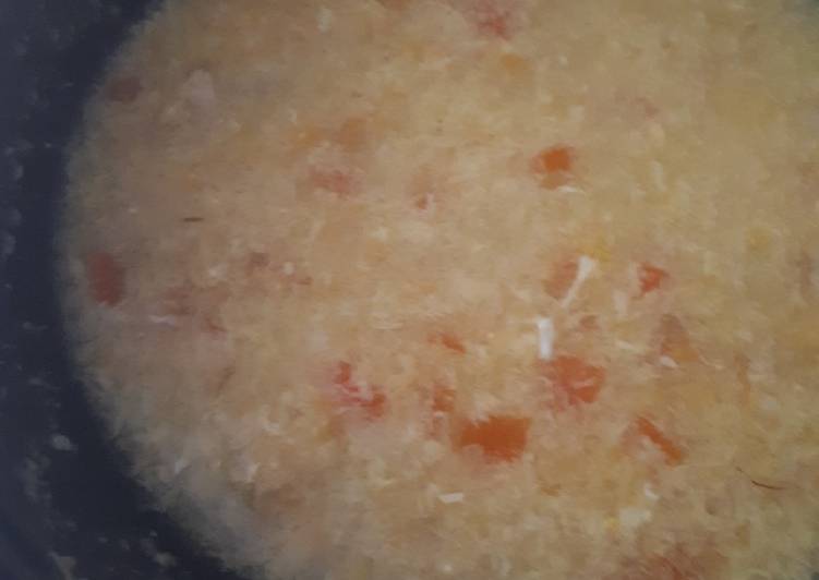 Cara Menghidangkan Soup jagung wortel yang Bikin Ngiler!