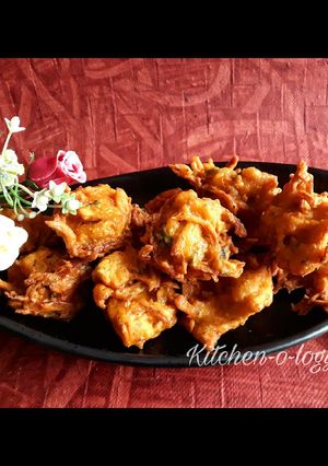 A picture of Rava Bhajiya.