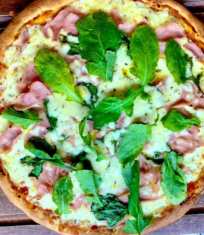 Una foto de Pizza italiana