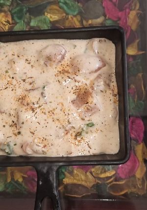 A picture of Mayo onion dip.