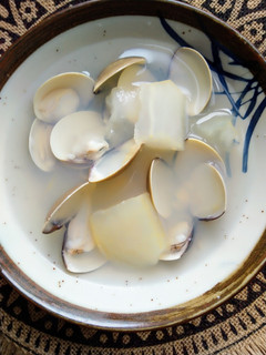 冬瓜蛤蠣湯(低醣生酮餐)(家常好湯)(電鍋料理)(簡單料理) 的食譜成品照片