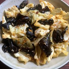 A picture of Stir-fried Cabbage & Black Fungus.