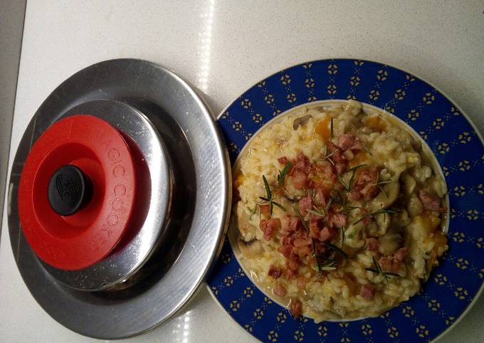 Come a Fai Fatto in casa super veloce Risotto con zucca funghi champignon pancetta e rosmarino coperch