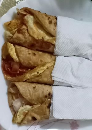 এগ রোল (egg rolls recipe in Bengali) রেসিপির প্রধান ছবি