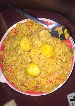 A picture of Jellof rice and Irish.