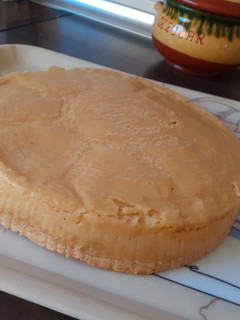 Una foto de Tarta de queso sabor turrón de almendras