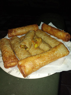A picture of Spring rolls.