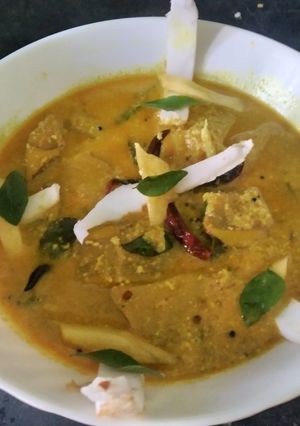 ম্যাঙ্গো পুলিসেরি(mango pulissery recipe in Bengali) রেসিপির প্রধান ছবি