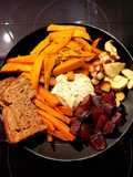 Baked veggies & hummus 🥕🍠🥔
