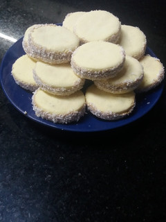 Una foto de Alfajores de Maicena