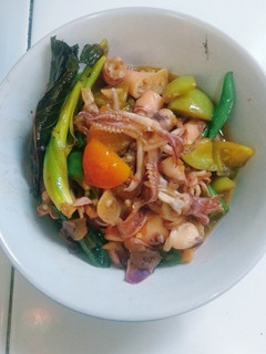 Foto resep Cumi asin masak pedas