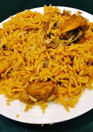 A picture of Leftover Chicken Curry Pulao.