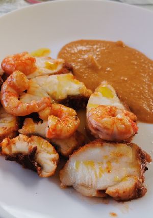 Una foto de Rap allagostat amb gambes vermelles