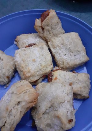 Una foto de Cuadrados de Hojaldre con membrillo