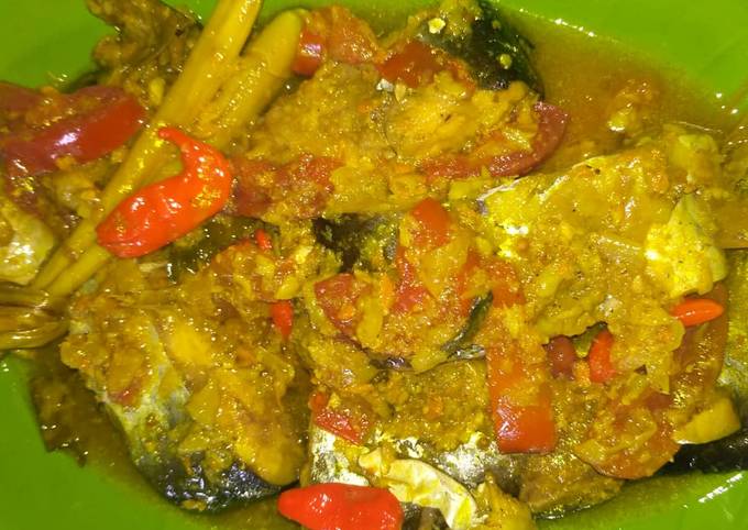 Resep Ikan Patin Bumbu Kuning Oleh Nisa Annisah Cookpad