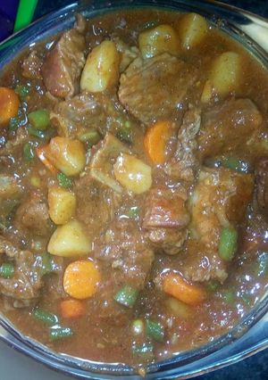 A picture of Beef stew.
