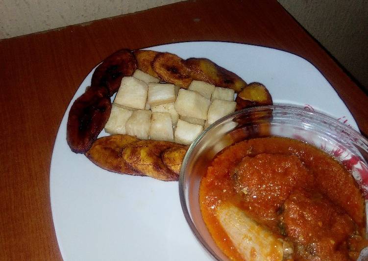 How to Prepare Recipe of Fried Cubed yam,Dodo and Stew