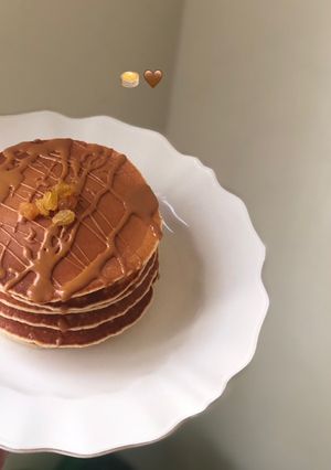 صورة لوصفة بان كيك مع زبدة اللوتس 🥞