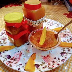 A picture of Mango jam.