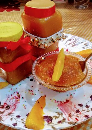 A picture of Mango jam.