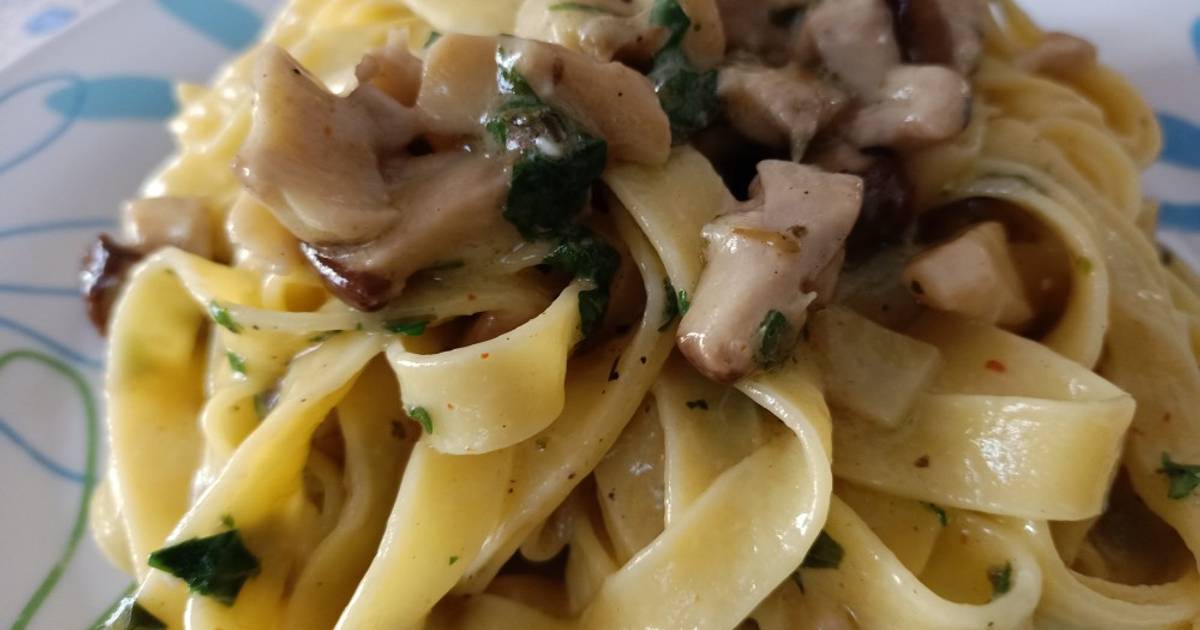 Ricetta Fettuccine al sugo di funghi porcini di Mary's_cooking Cookpad