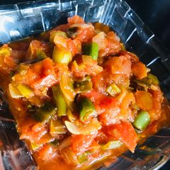 A picture of Tomato and Spring Onion Chutney.