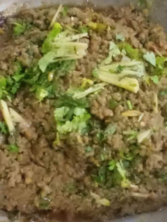 A picture of Smoky qeema karahi.
