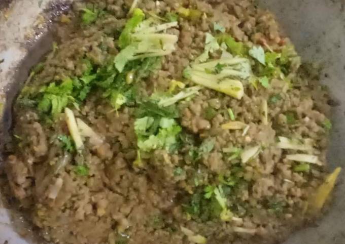 Step-by-Step Guide to Make Jamie Oliver Smoky qeema karahi