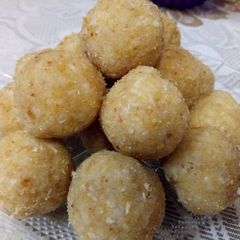 Coconut Malai laddu A picture of Coconut Malai laddu.