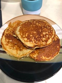 Una foto de Panqueques de Avena y Banana (pancakes)
