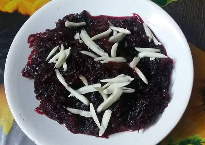 Steps to Make Any-night-of-the-week Beetroot halwa