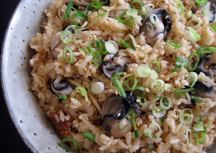 Simple Way to Make Perfect Oysters Takikomi Gohan