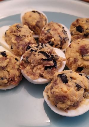 Una foto de Huevos duros rellenos de anchoa