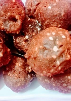 A picture of Anarse with Bajra flour.