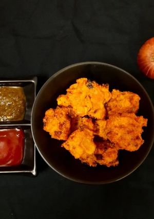 आटे के बने स्वादिष्ट पकौड़े रेसिपी मुख्य फोटो