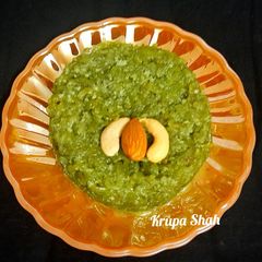 A picture of Bottle gourd halwa.
