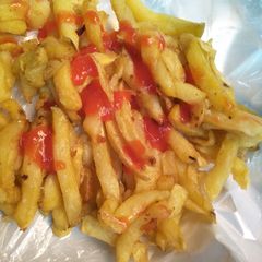 A picture of Fried chips.
