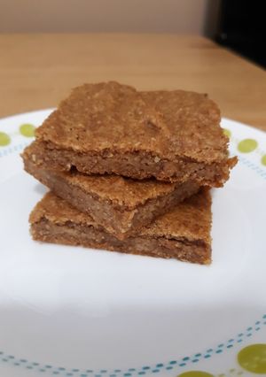 A picture of Flourless Blondies.