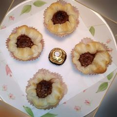 A picture of Ferrero Rocher delights.