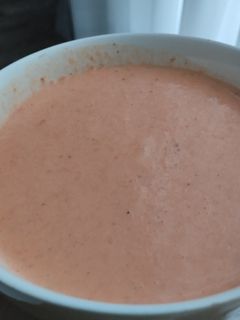 Una foto de Salsa de pimiento🧄🫑🫕 tatemado.