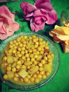 নিরামিষ ঘুগনি (Niramish gugni recipe in bengali) রেসিপির প্রধান ছবি