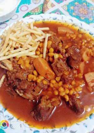 عکسی از دستور خورشت قیمه آلو با به